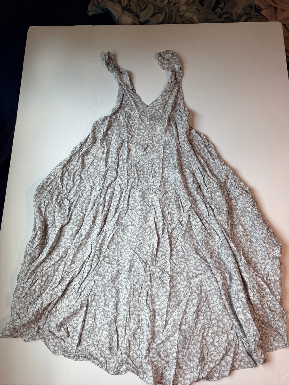 Donna Karan Gray Floral Sleepwear/ cover up dress